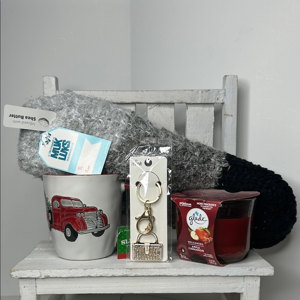 Muk Luks Aloe Infused Women's Slipper Socks, Holiday Mug & Candle Set